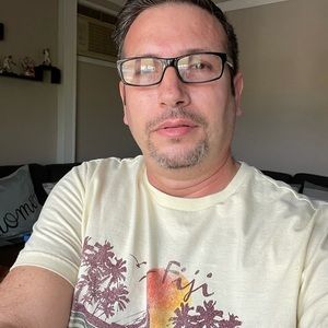 Meet your Posher, Bernardo